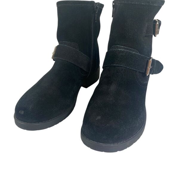 Steve Madden 7.5 Alick black suede moto boots w/buckles and low heel - Picture 3 of 6